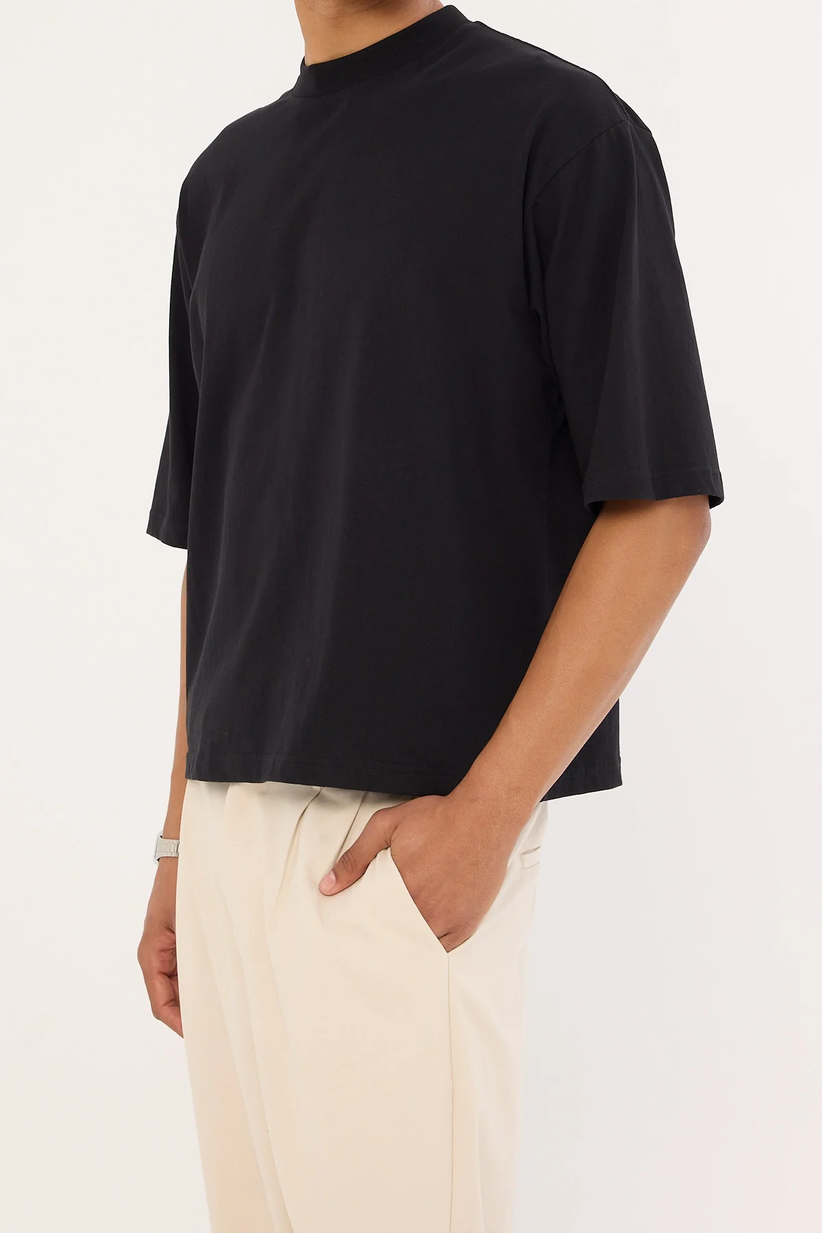 Open Archive Organic Cropped Street Tee Black - Image 7