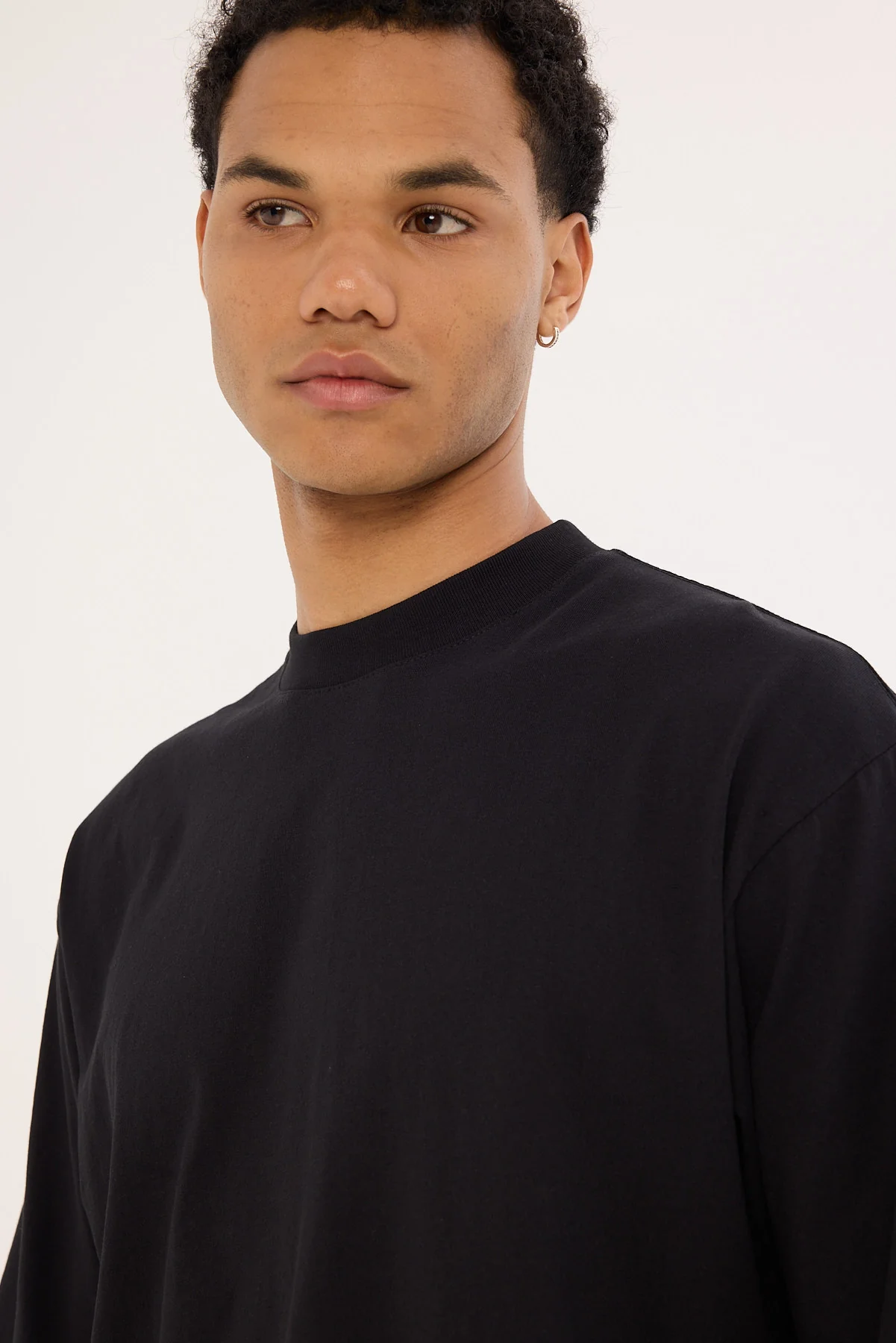 Open Archive Organic Cropped Street Tee Black - Image 8