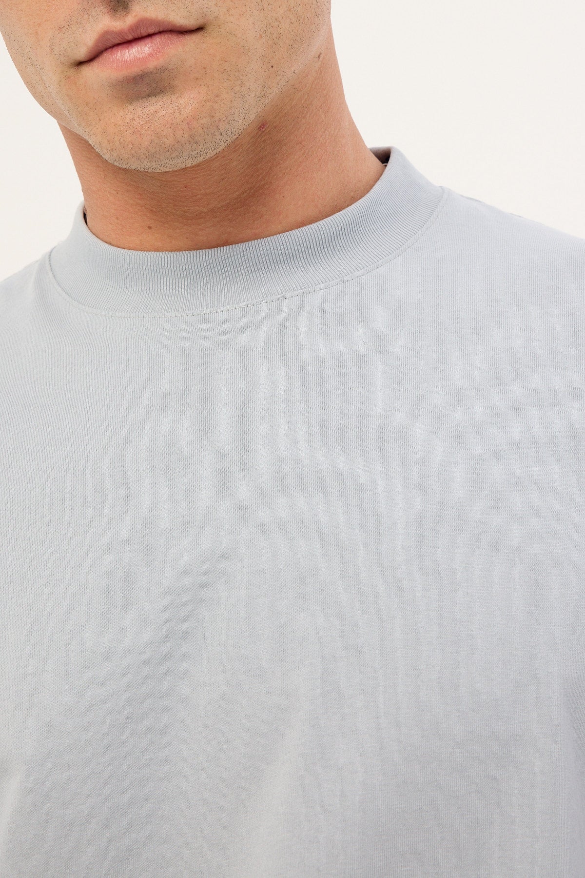 Open Archive Organic Cropped Street Tee Grey - Image 3