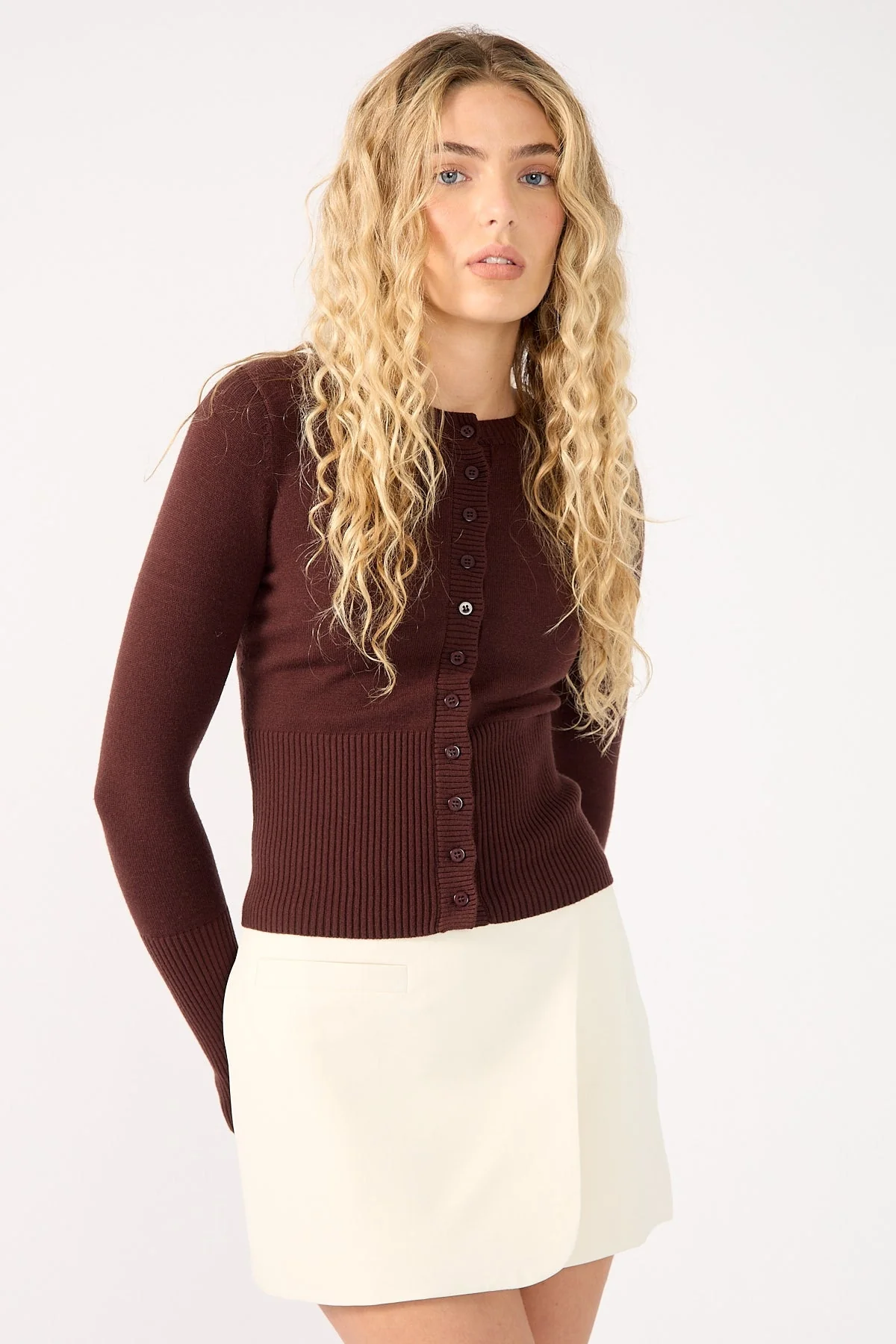 Perfect Stranger Lupa Mid Rise Skort Cream - Image 3