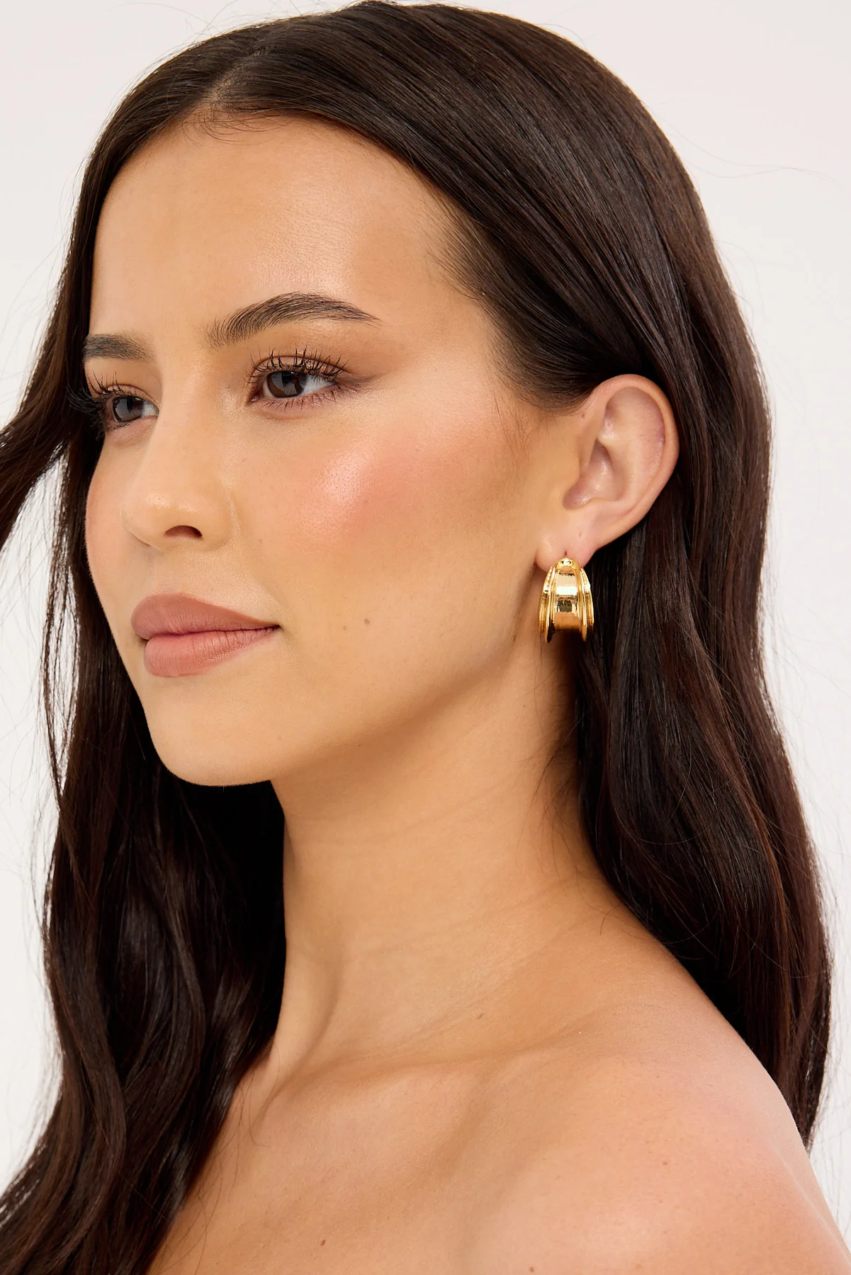 Perfect Stranger Willa Hoop Earrings Gold - Image 3