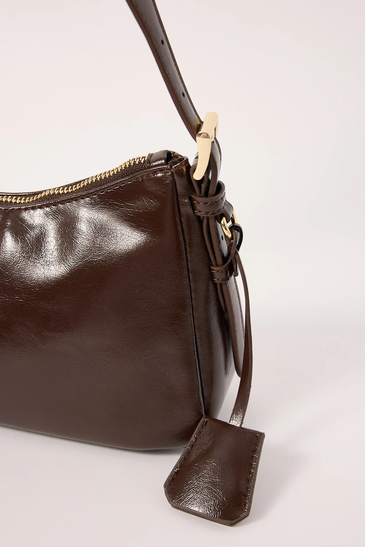 Peta + Jain Brody Shoulder Bag Choc Crinkle/Gold - Image 3