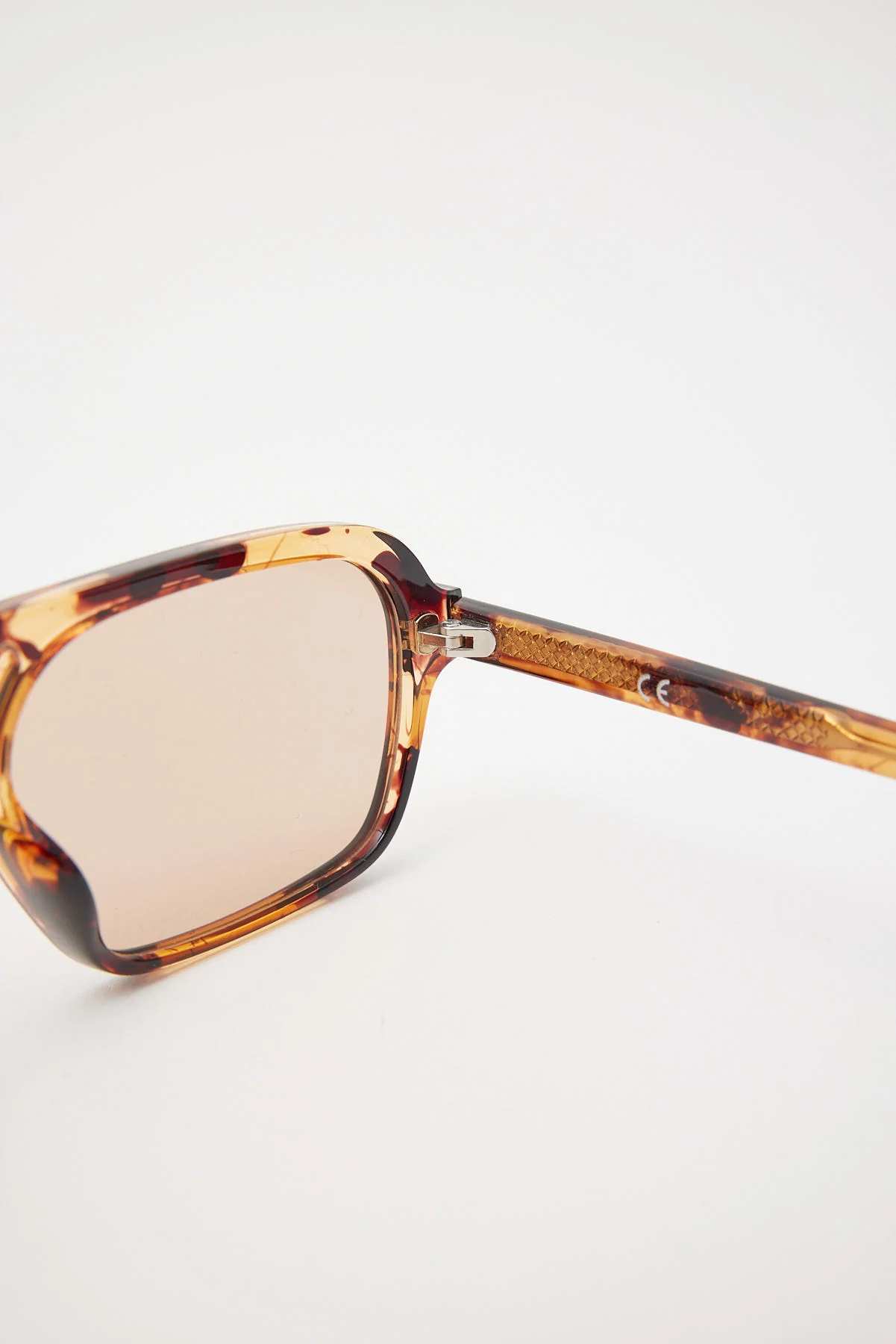 Reality Eyewear Tomorrowland Honey Turtle - Image 3