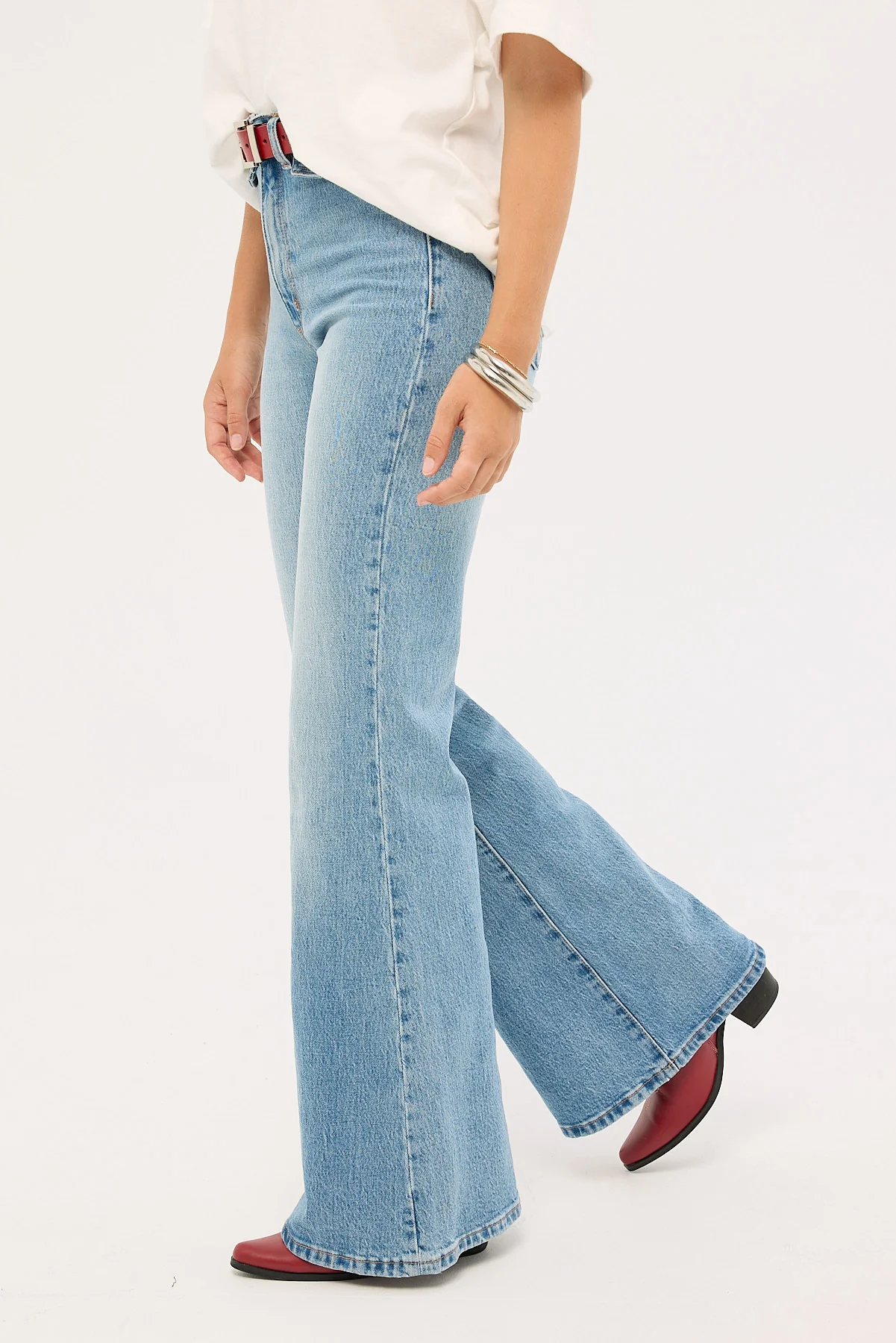 Rolla's Eastcoast Flare Jean Brad Blue - Image 4