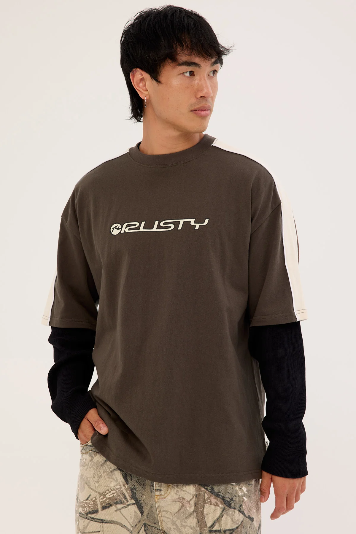 Rusty Alonso 5.0 Tee Coffee Brown - Image 4