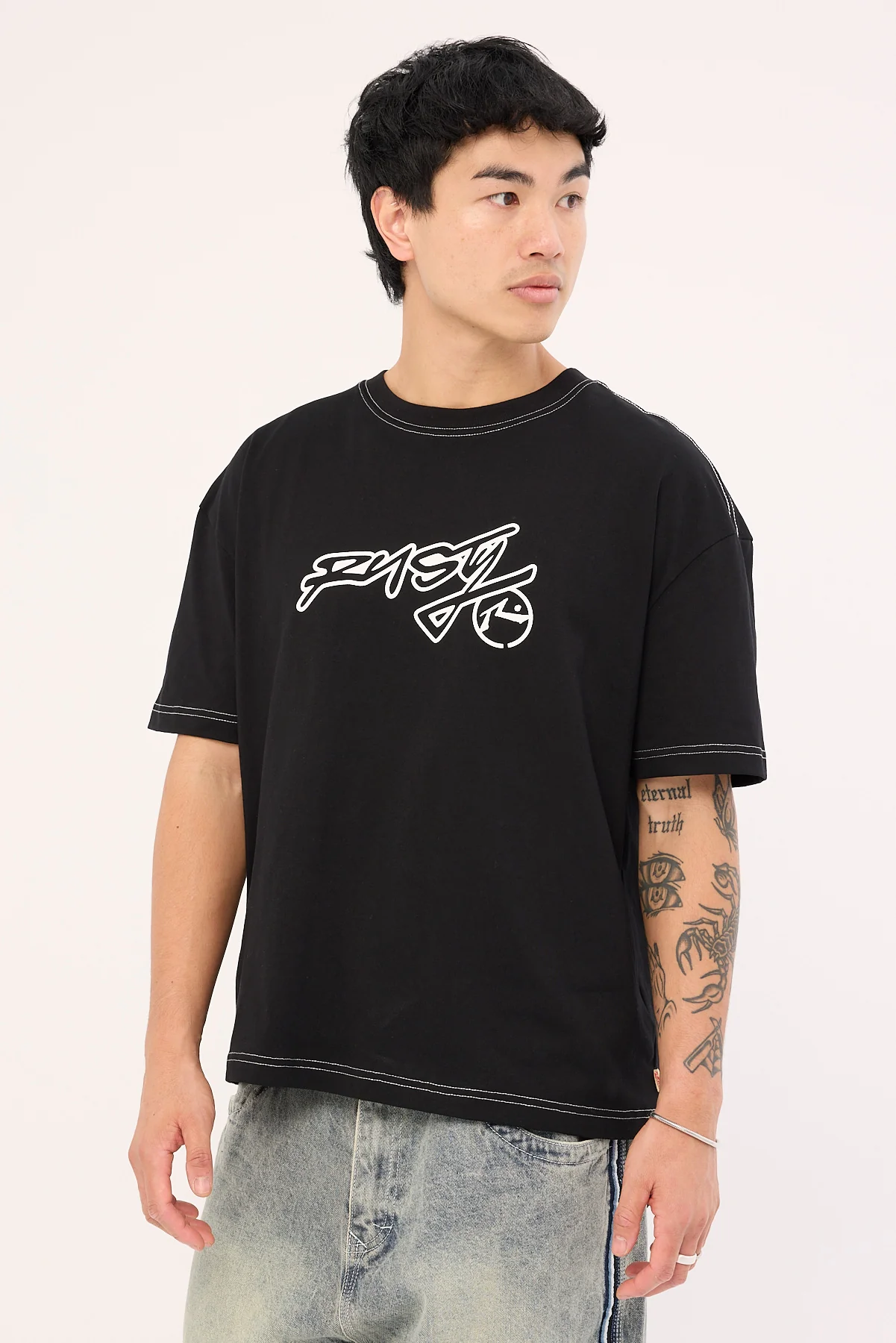 Rusty Graf R Tee Black