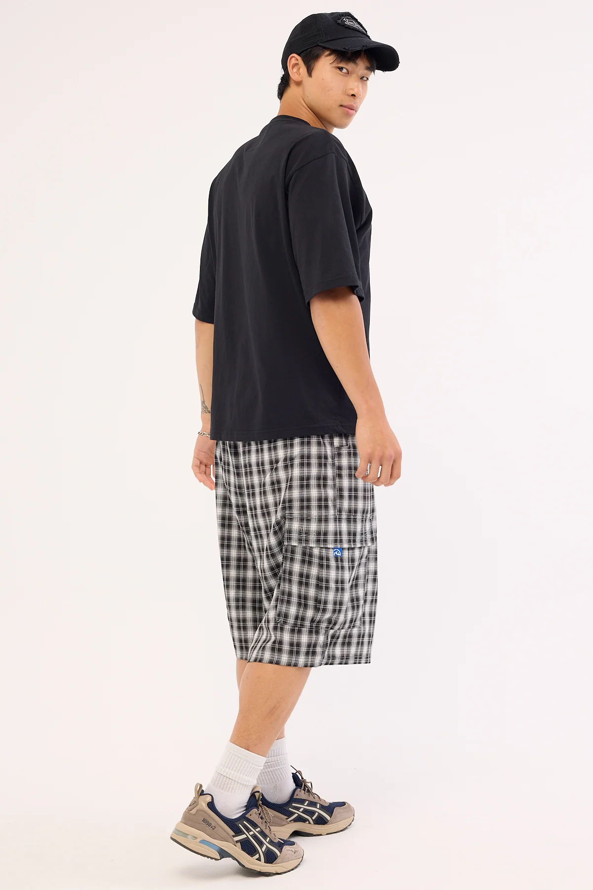 Rusty Screwdriva Elastic Cargo Short Black - Image 4