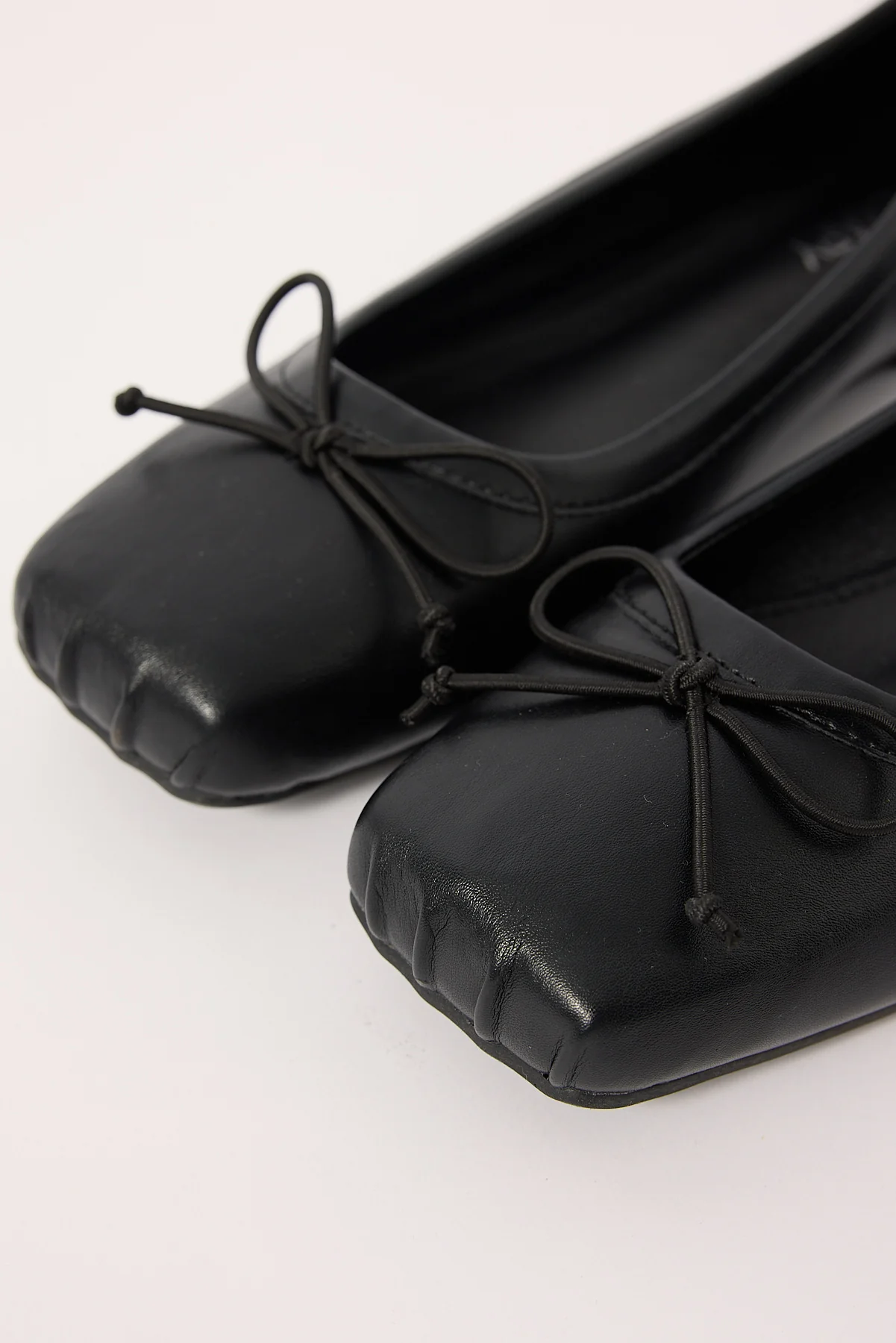 Therapy Laine Smooth Ballet Flat Black Black - Image 4