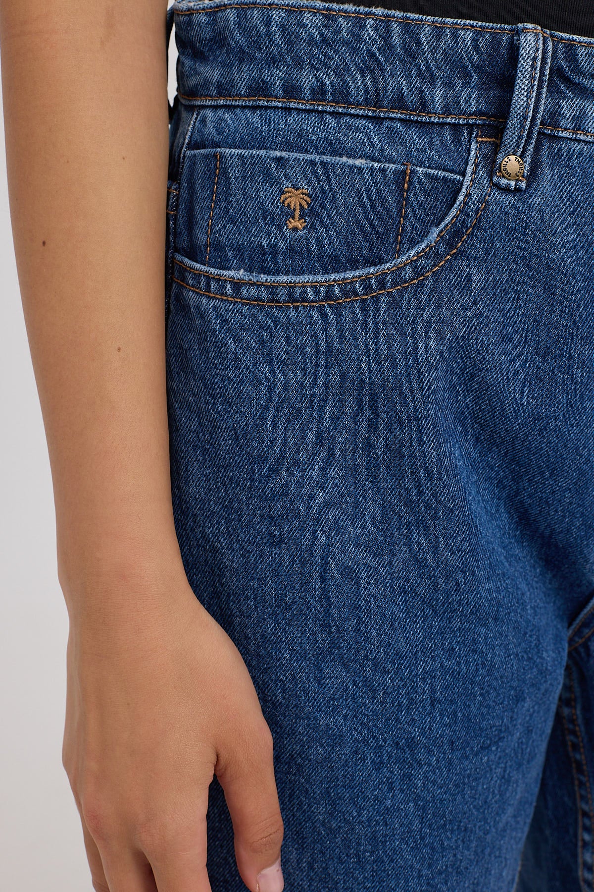 Thrills Reagan Evolution Slouch Embro Short Rinsed Blues - Image 5