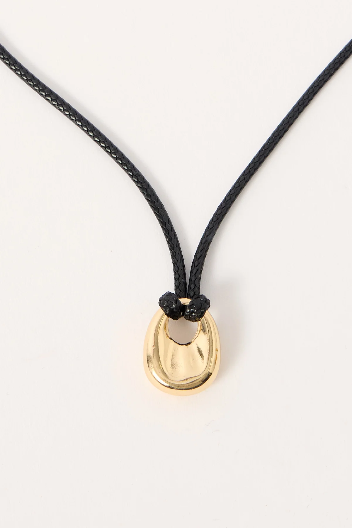 Token Cade Rope Charm Necklace Gold - Image 2