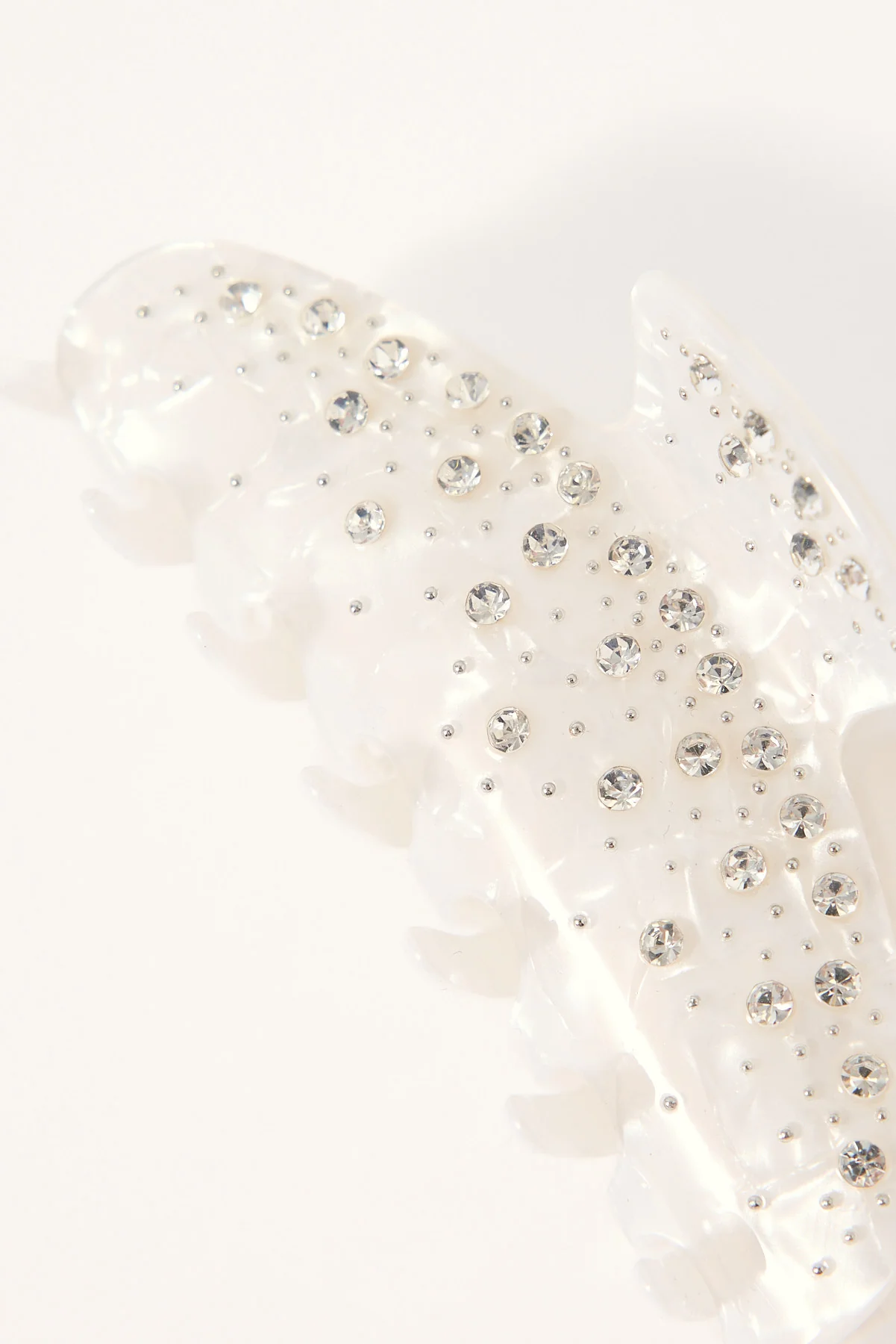 Token Diamante Hair Claw Clip White - Image 2