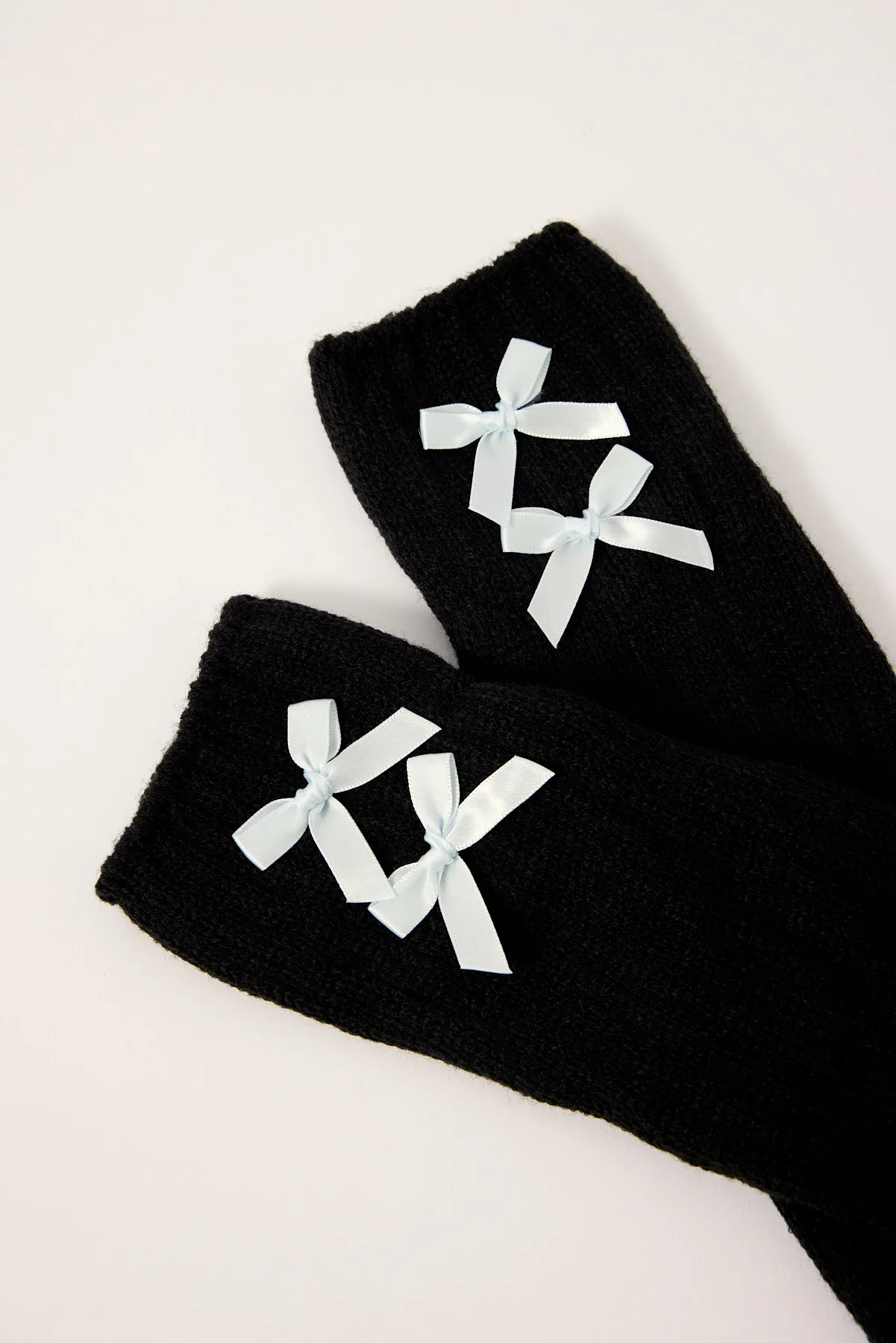 Token Double Bow Leg Warmer Black - Image 2
