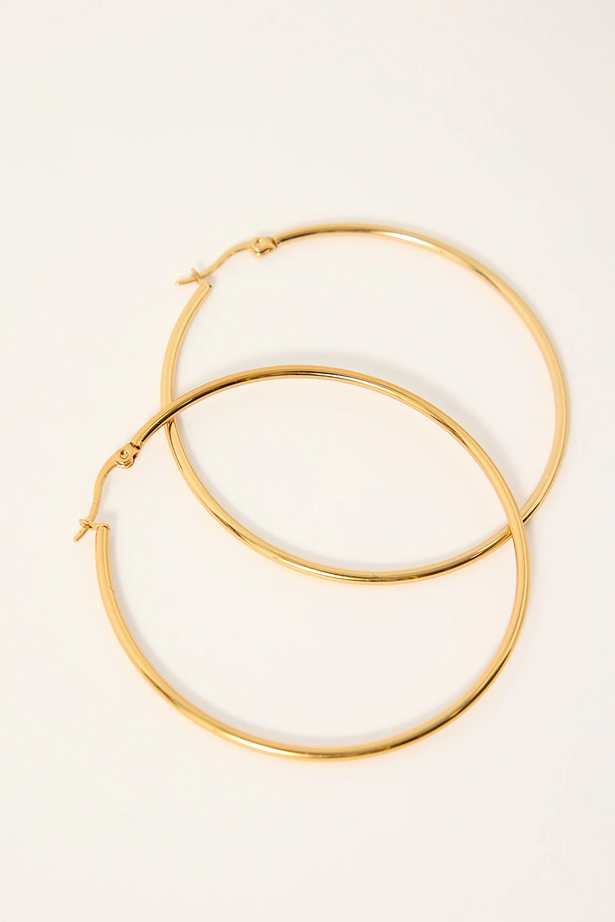 Token Saint Thin Hoops Gold - Image 2