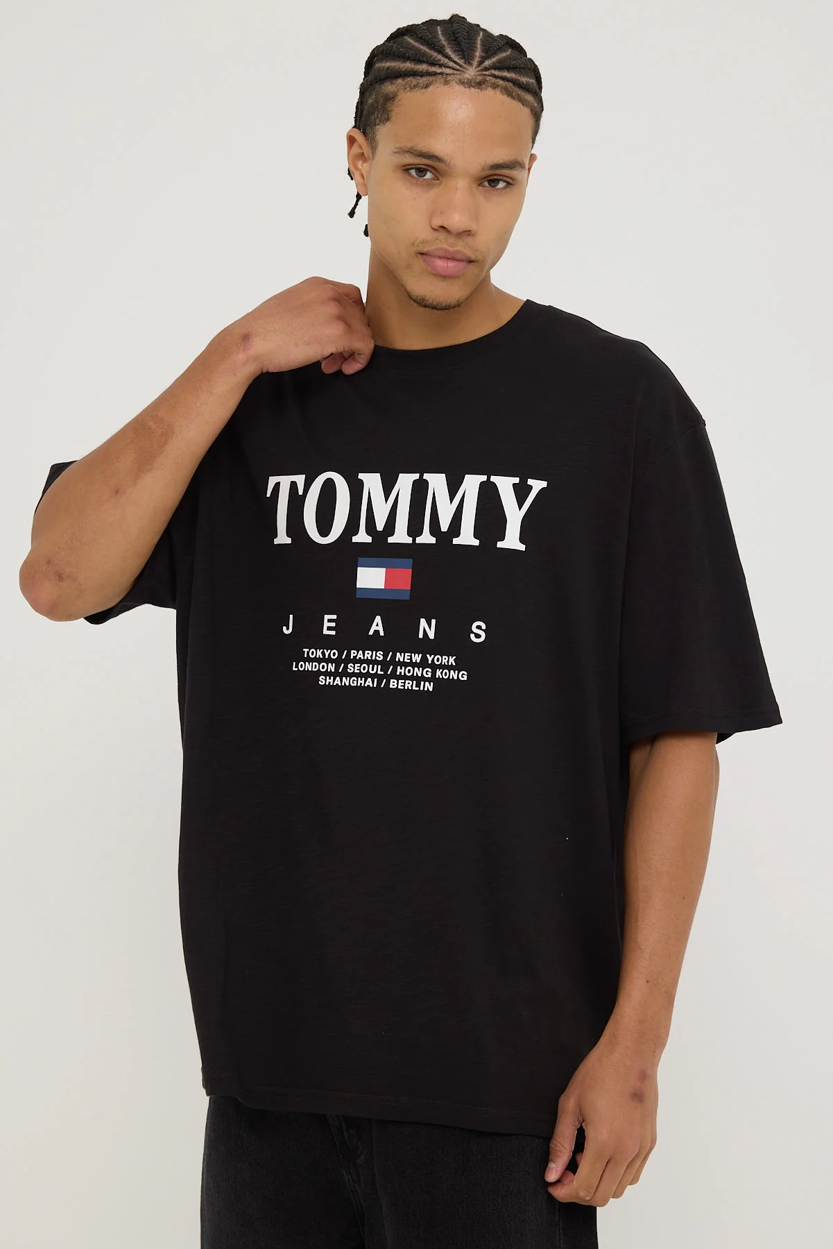 Tommy Jeans TJM Oversize RWB TJ Twist Tee Black - Image 3