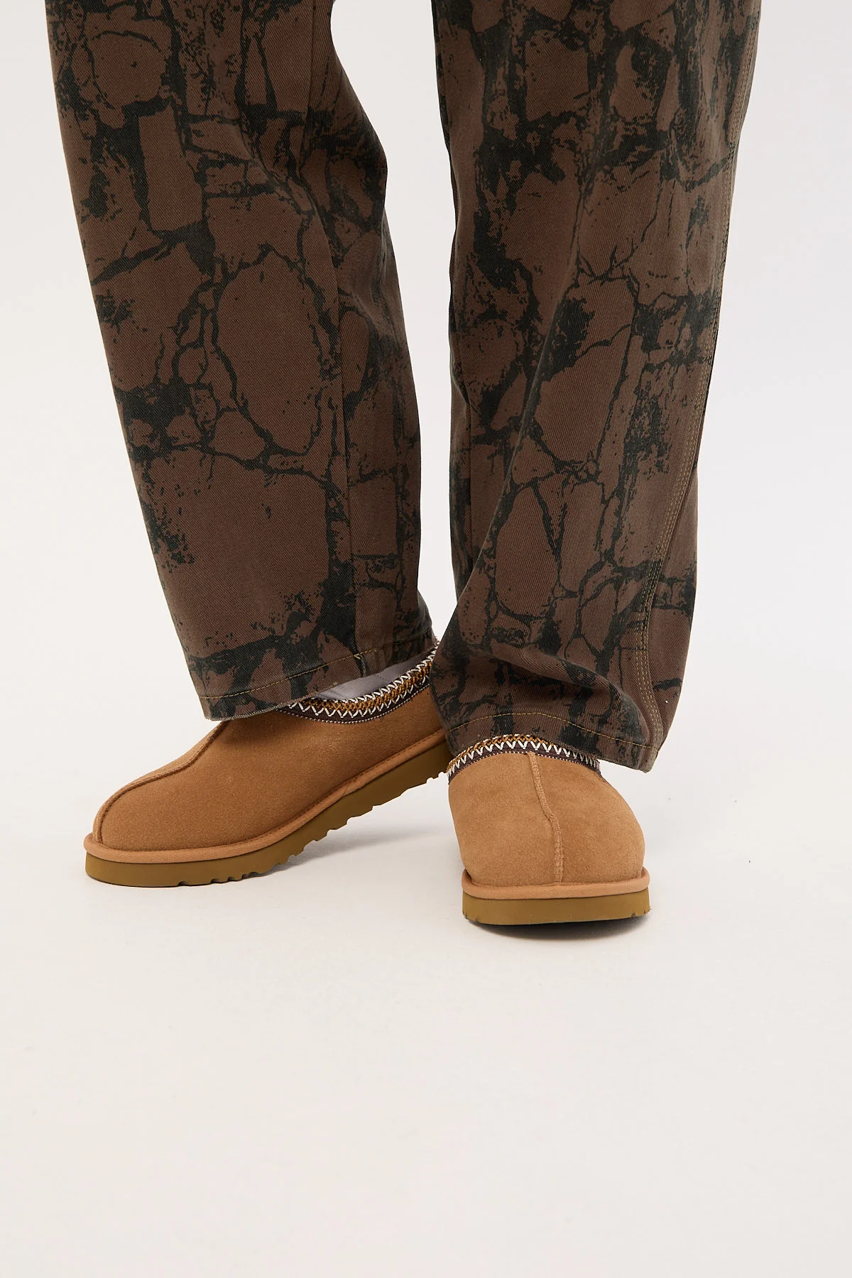 Ugg Tasman Chestnut - Image 3