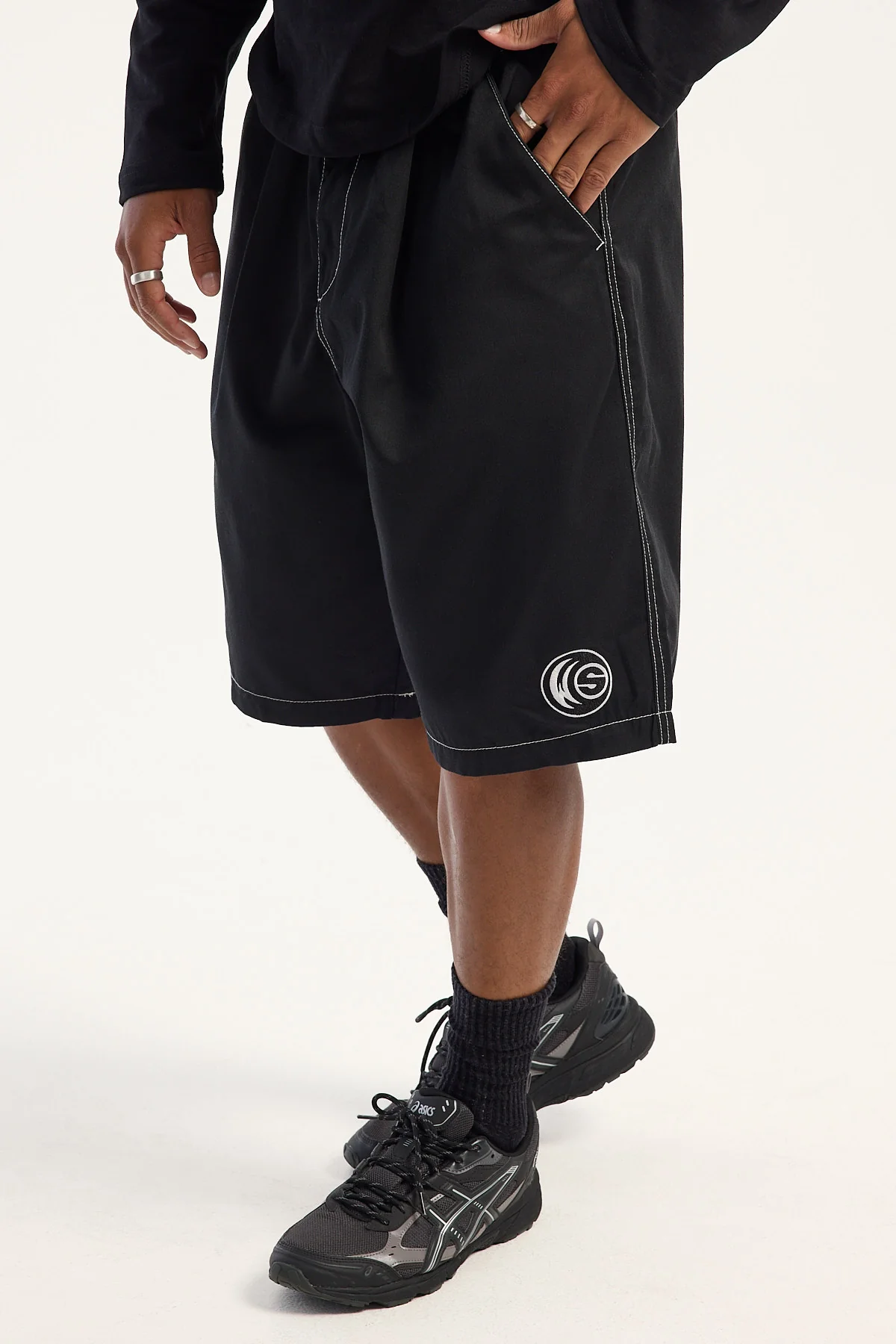 Worship Pleated Baggy Elastic Short Black - Image 3