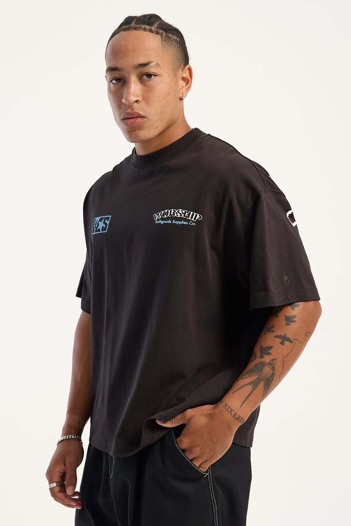 Worship Starched Box Fit Cropped Oversize Tee Black Coffee - Image 4