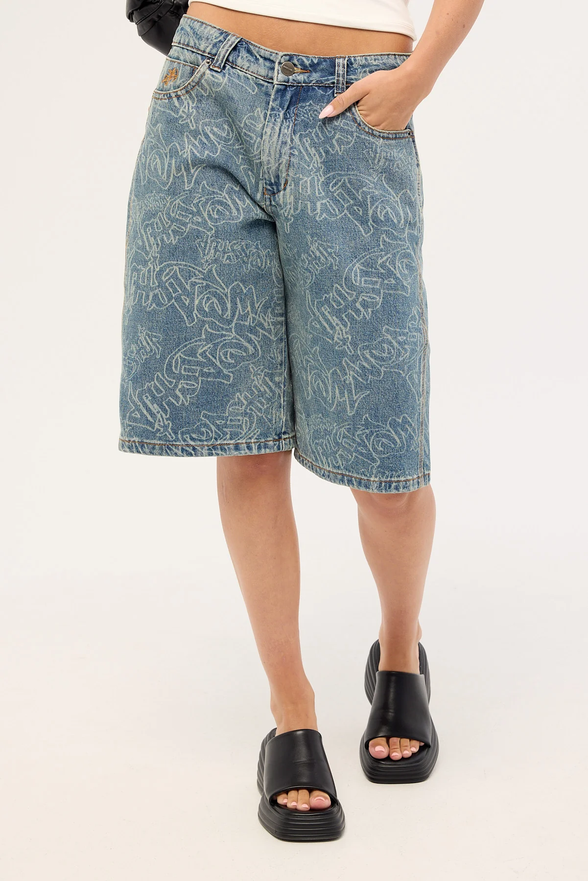 Worship Throws Big Baggy Short Rogue Blue - Image 2