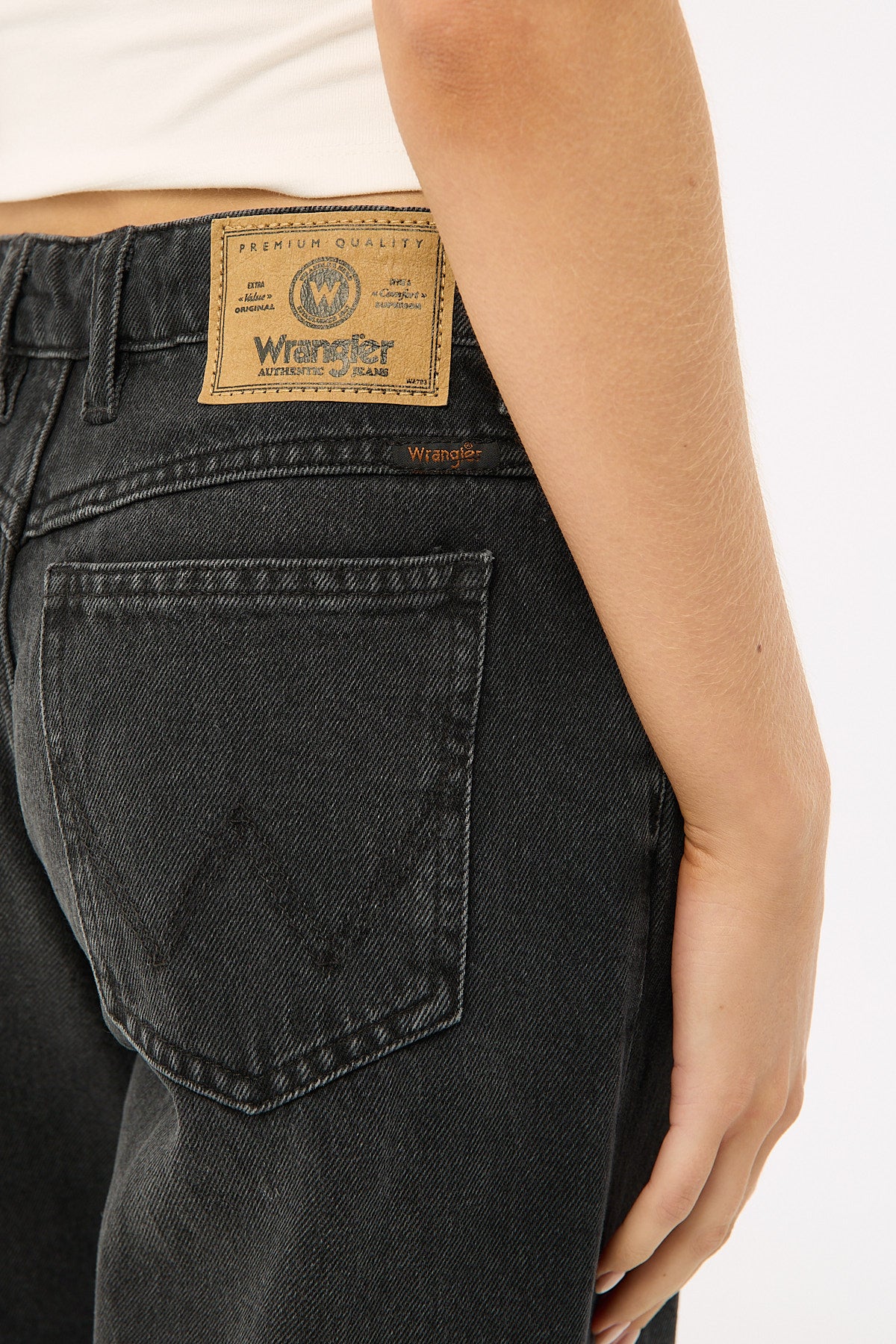 Wrangler Low Bella Baggy Jean After Dark - Image 7