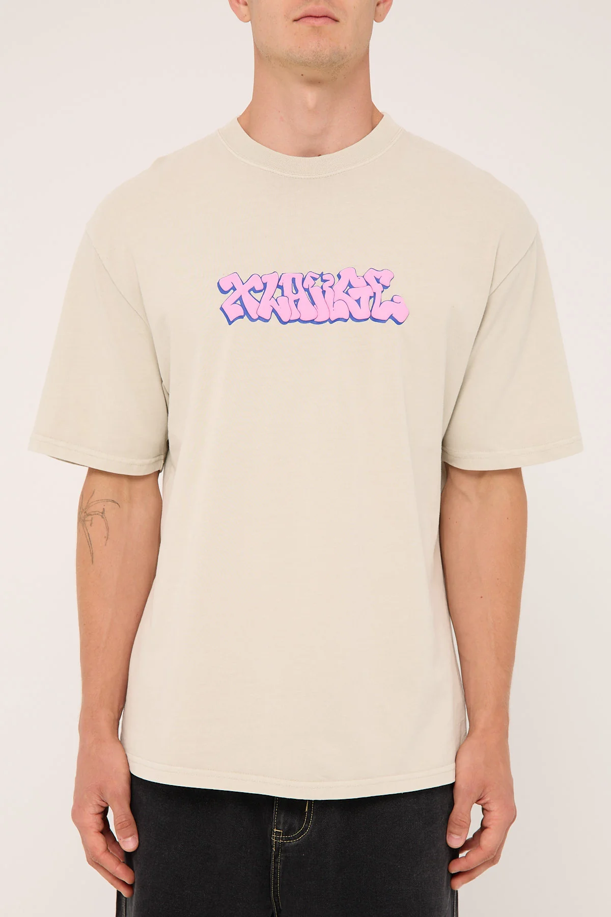 Xlarge Graff Boxy SS Tee Pigment Thrift White - Image 7